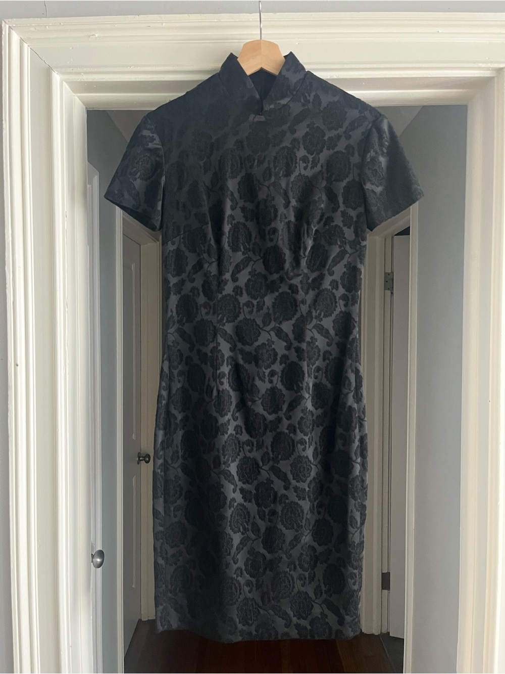 Vintage Bebe Black Floral Jacquard Midi Dress
